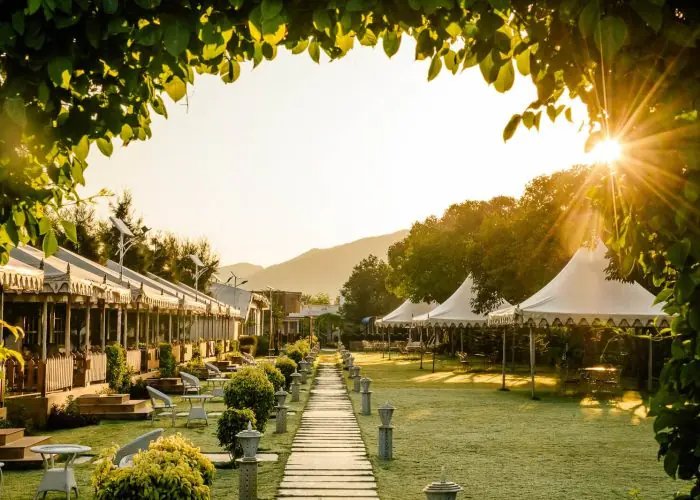 Why Luxury Tent Stays Are Growing in Pushka
